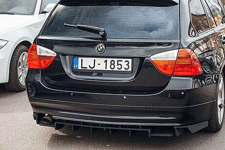 Rear Bumper diffuser addon with ribs / fins For BMW E90 E91 SE