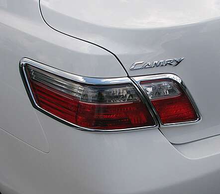 Накладки на задние фонари хромированные IDFR 1-TA223-02C для Toyota Camry седан 2006-2009